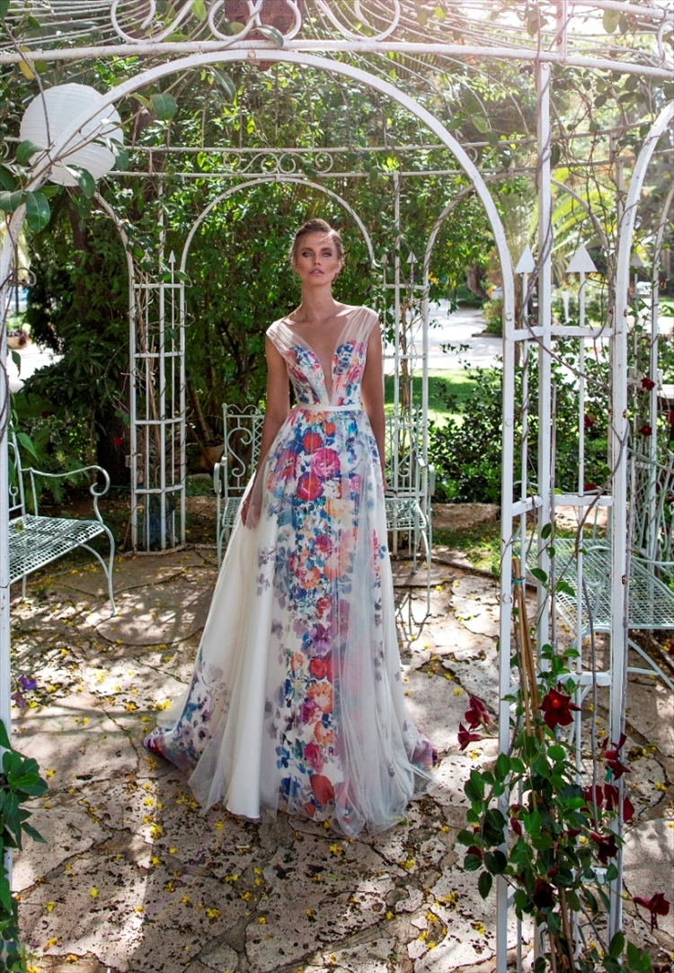 סימיזאן בוזגלו מציגה: שמלות כלה נוטפות סטייל 5