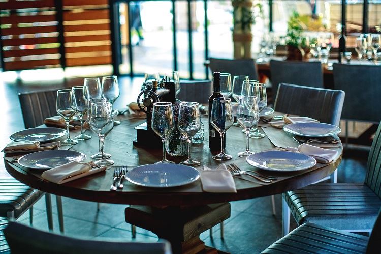 שילוב של פשטות עם יוקרה, מתחם האירועים אלכסנדר בעמק חפר (צילום: יח