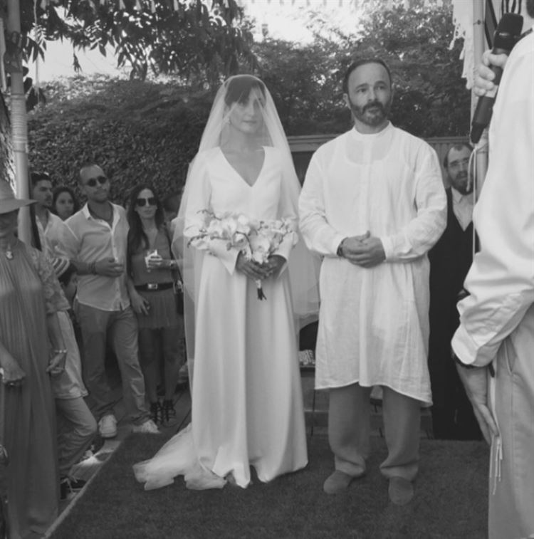 שיק או שוק? השמלה של נטלי עטיה 4