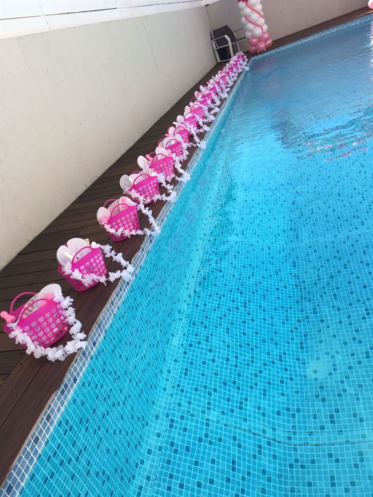 בסימן טוב: מסיבת רווקות צבעונית ומתוקה 5