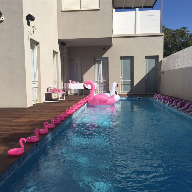 בסימן טוב: מסיבת רווקות צבעונית ומתוקה 7