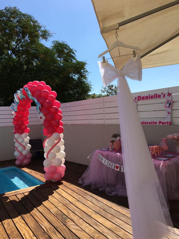 בסימן טוב: מסיבת רווקות צבעונית ומתוקה 10