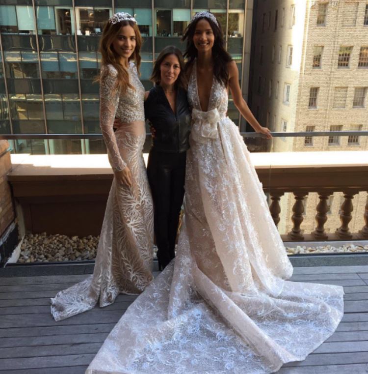 ענבל דרור נוגעת בכוכבים בשבוע האופנה בניו יורק 8