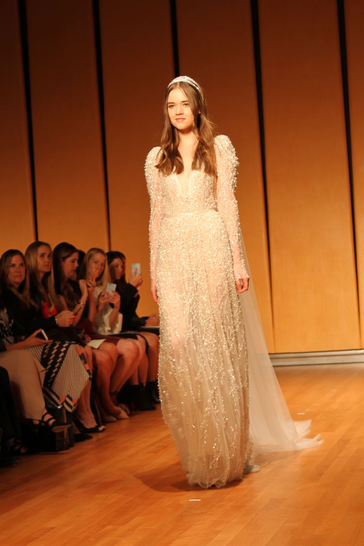 ענבל דרור נוגעת בכוכבים בשבוע האופנה בניו יורק 4