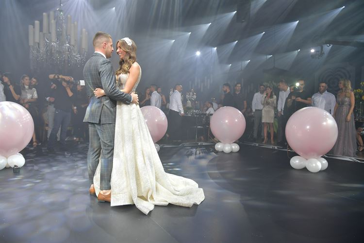 בית מלון או חתונה? עיצוב מרשים לחתונה מפוארת 14