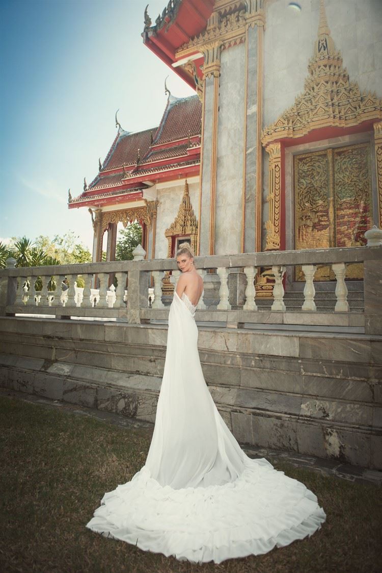 הזרקור: מעצבת שמלות הכלה אוריה עזרן 7