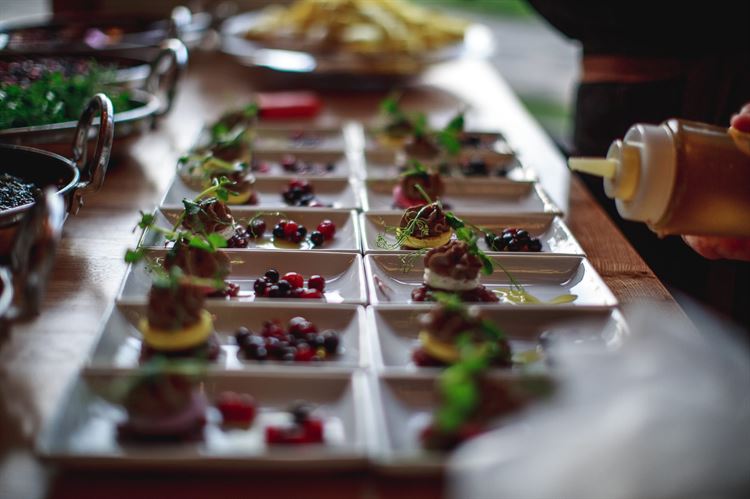 קינוחים מפתיעים שישאירו טעם של עוד, אלכסנדר (צילום: יחצ)