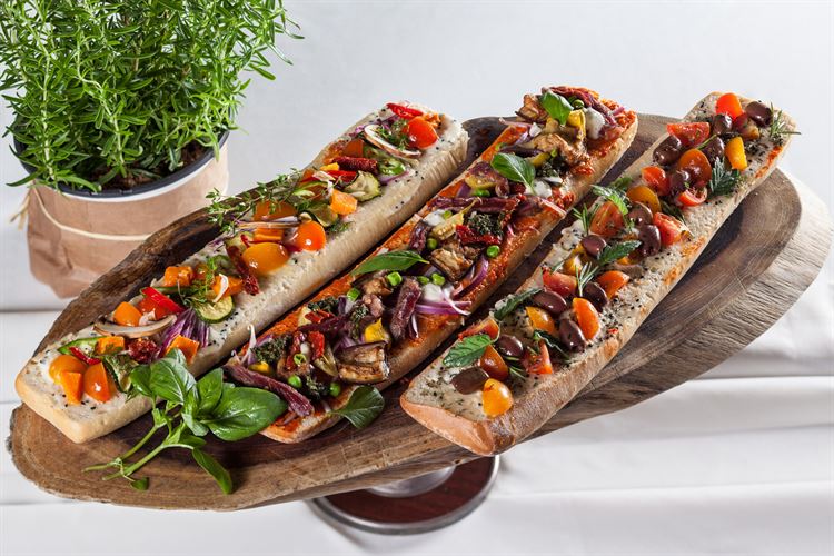 מנות מלאות בטעמים ועשירות בצבעים, נסיה (צילום: יחצ)