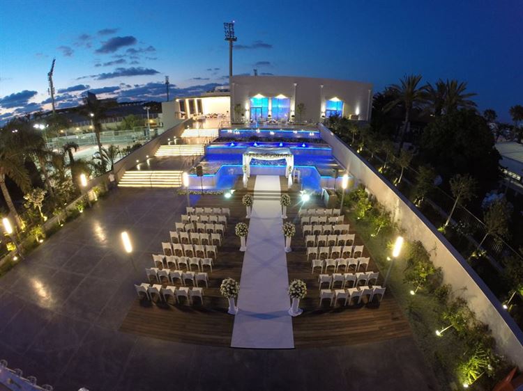 החלום הרטוב: חתונה על המים 14