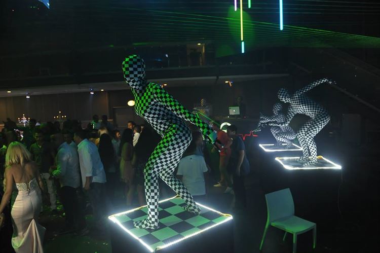 אמנים שיקפיצו את הרחבה עד אור הבוקר 11