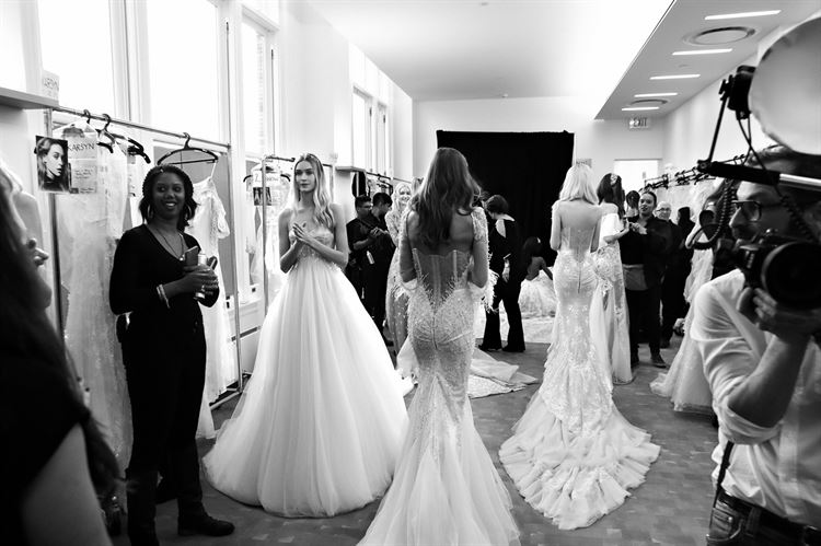 נוצץ, אופנתי והוליוודי: הקולקציה של ענבל דרור 24