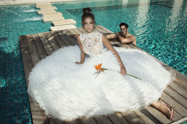 החלום והתגשמותו: מצעד השמלות הנפוחות 11