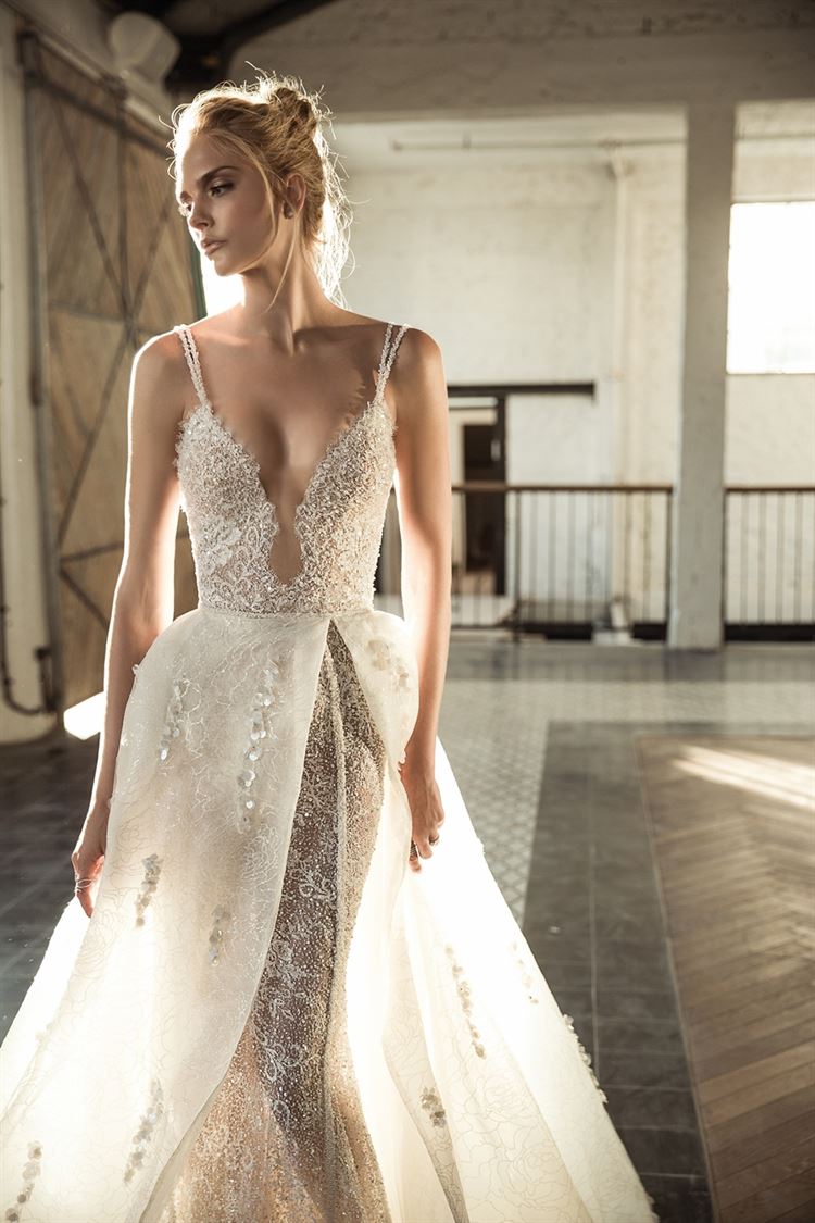 החלום והתגשמותו: מצעד השמלות הנפוחות 2