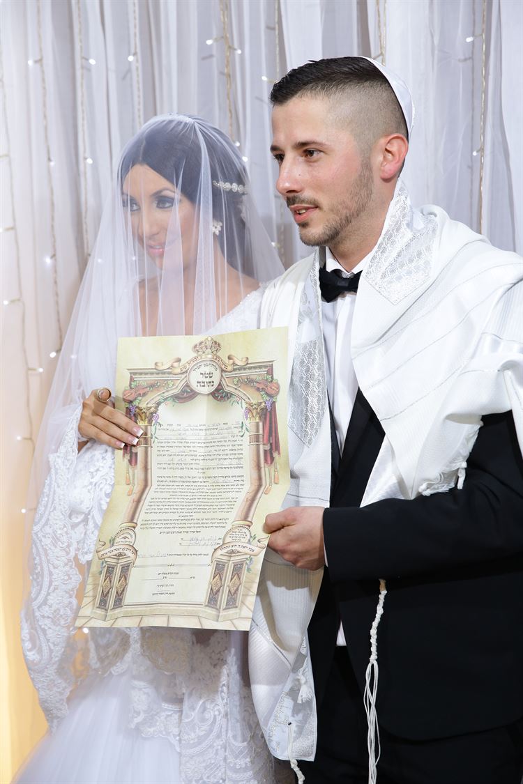 היכרות בפייסבוק: הסיפור שמאחורי ההודעות 16