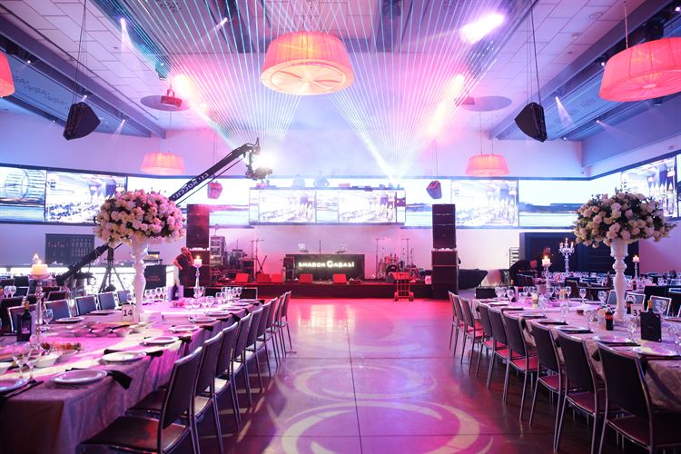 היכרות בפייסבוק: הסיפור שמאחורי ההודעות 19