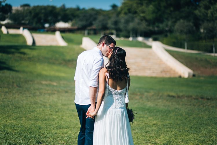 התגשמות הפנטזיה: המעצבת שייצרה את שמלת חלומותיה 5