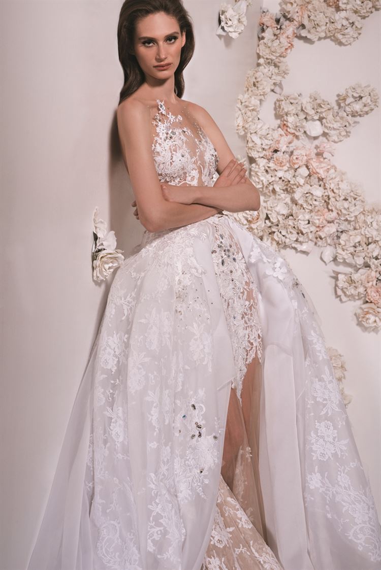 אצילי ולוהט: שמלות כלה בסגנון הסקנד סקין 9