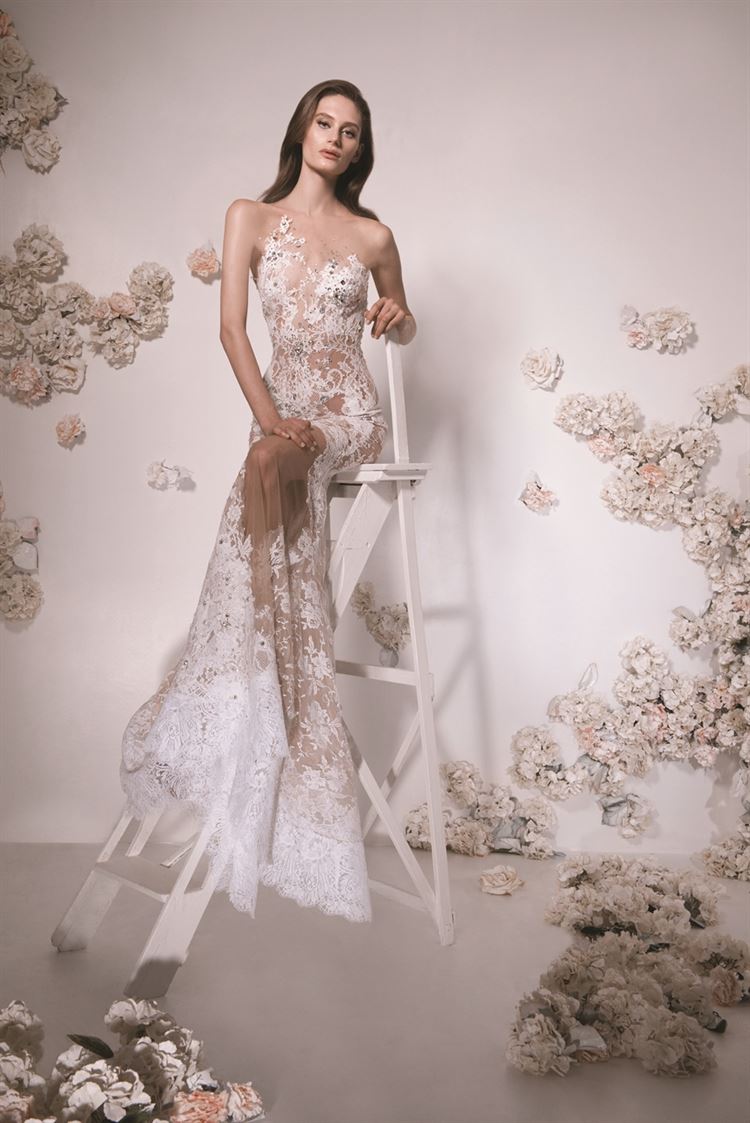 אצילי ולוהט: שמלות כלה בסגנון הסקנד סקין 13