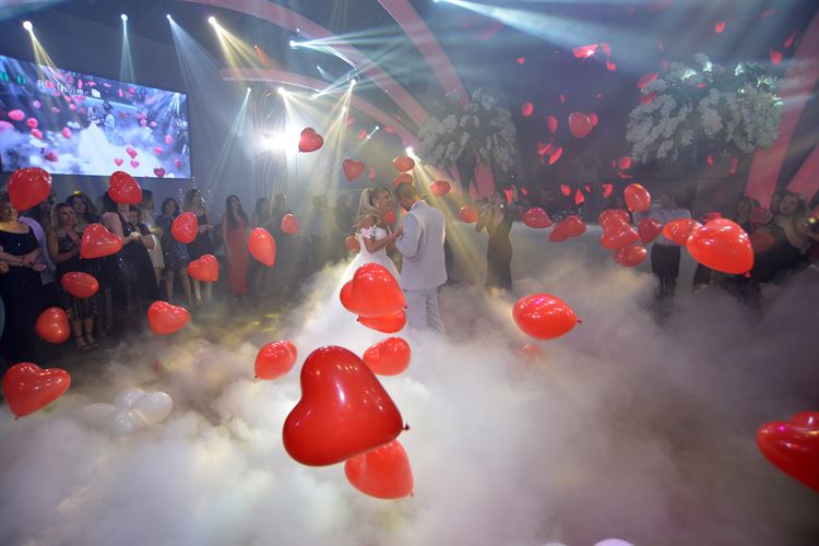 נסיכה אמיתית: הכלה שהרימה אירוע אגדי 14