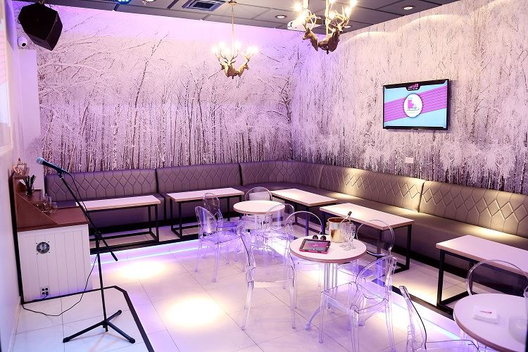 הזרקור: מי און דה מייק 11