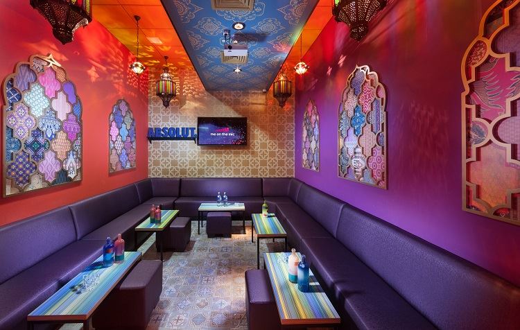 הזרקור: מי און דה מייק 14