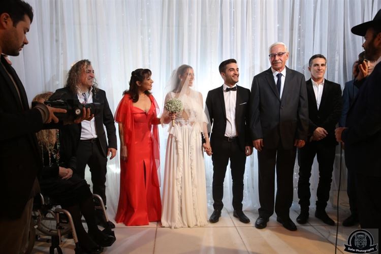 תגידו מזל טוב: כוכב אקס פקטור התחתן 11