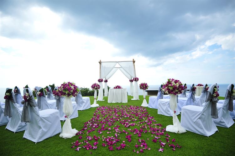 היתרונות של חתונת צהריים 3