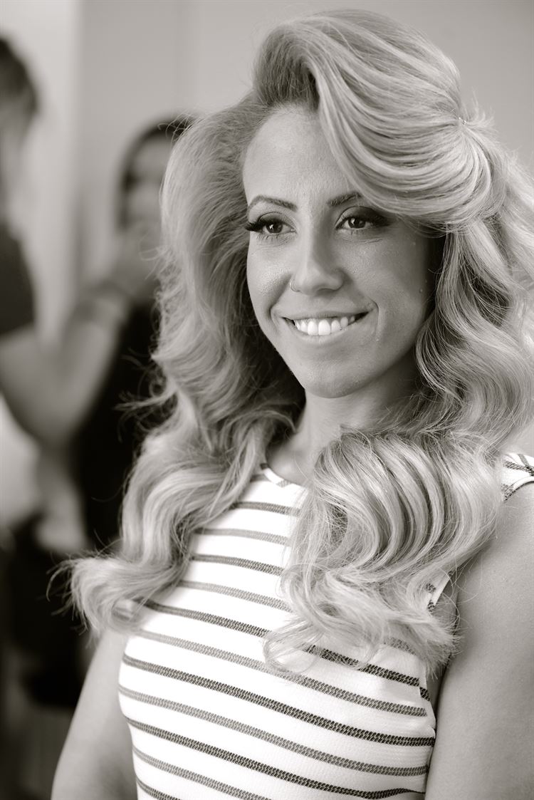 אל תפספסו: כניסה מקפיצה במיוחד לחתונה 3