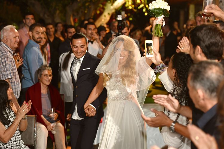 אל תפספסו: כניסה מקפיצה במיוחד לחתונה 12