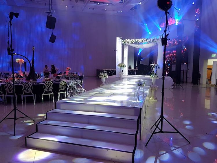 ייחודית, כובשת ומרהיבה: הפקת נישואים בסגנון וינטג' 17