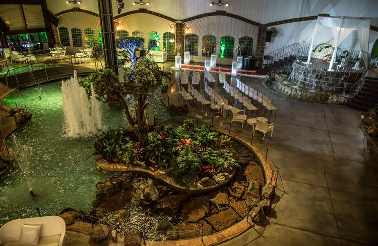 גן טרופי המשלב מפלי מים, מתחם האירועים אחוזת טל (צילום: יחצ)