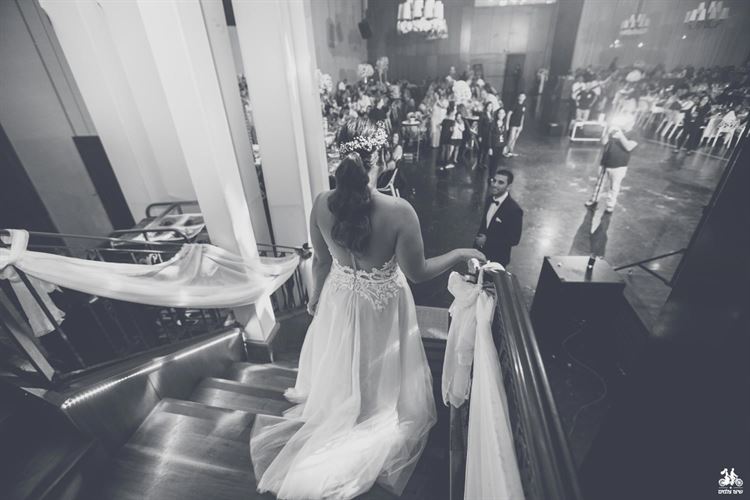 הכנות לחתונה במרוץ נגד השעון 21