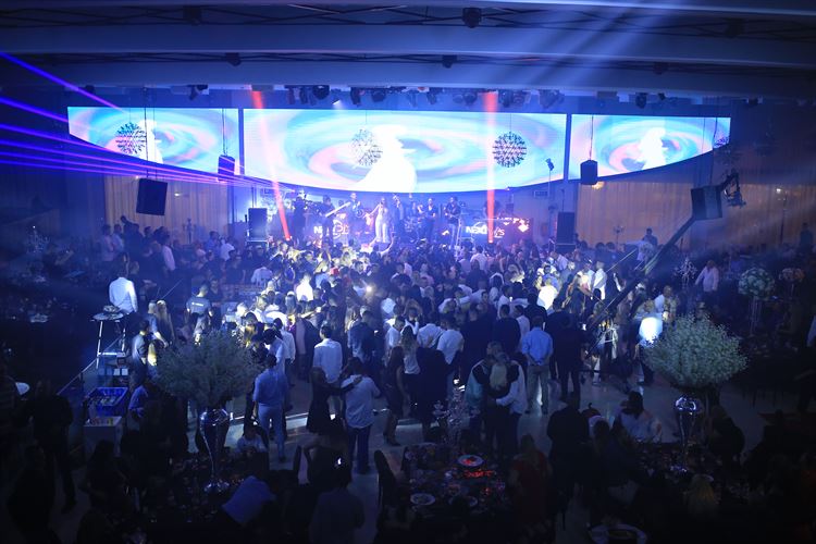 הפתעה בטרמינל 3: הצעת נישואים סוחפת 18