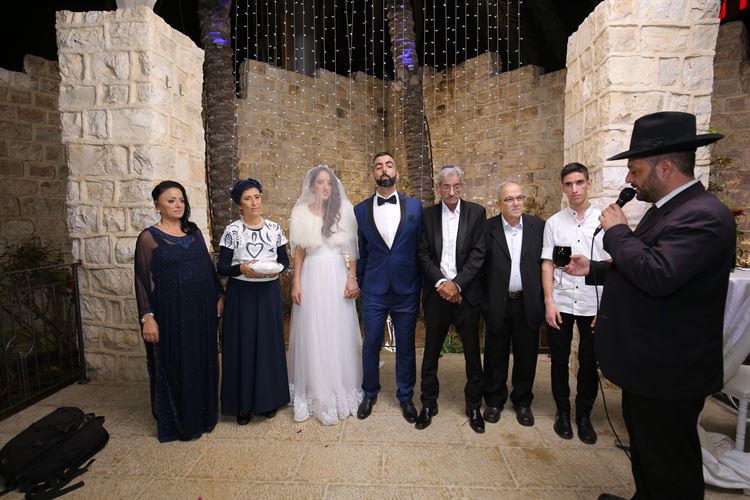 הבחורה שצייצה בטוויטר וכך הכירה את אהבת חייה 23