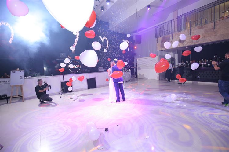 הבחורה שצייצה בטוויטר וכך הכירה את אהבת חייה 26