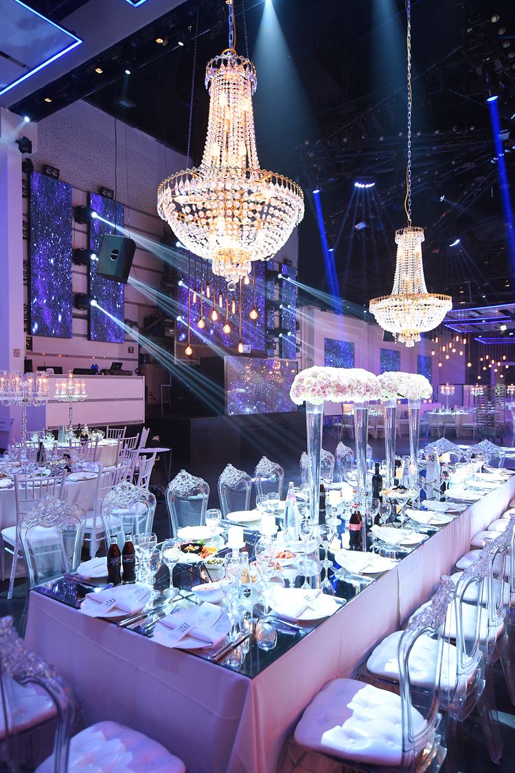 מהדמיון למציאות: הכלה שעיצבה את שמלת חלומותיה 14