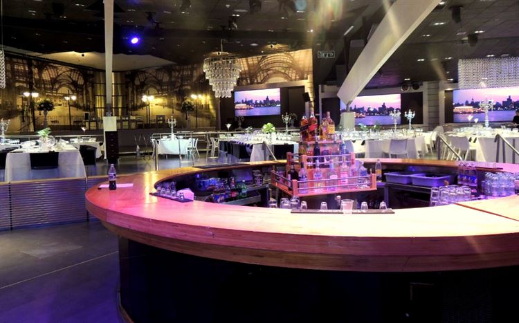 להרגיש כמו מלך ומלכה. מתחם הארמון בחצר המלכה (צילום: אתר רשמי)