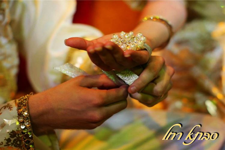 ה"סבתא" שתרים לכם חינה לא מהעולם הזה 4