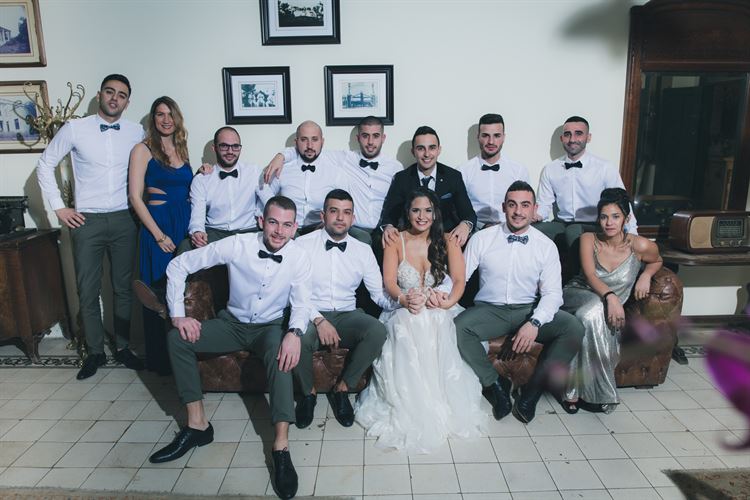 הזוג שארגן את החתונה הכי צבעונית שתראו 10