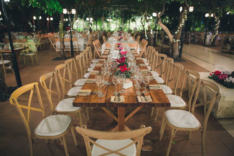 הזוג שארגן את החתונה הכי צבעונית שתראו 13