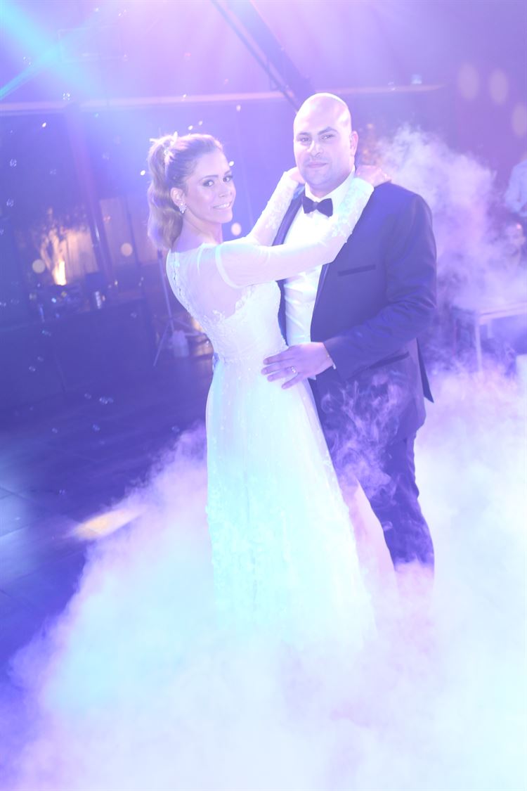 על הבמה: הצעת נישואים מרגשת בהופעה של פאר טסי 16