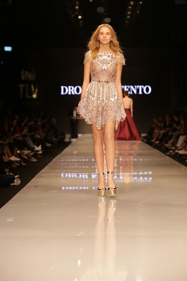 הדגמים הלוהטים שעלו על המסלול בשבוע האופנה גינדי 11