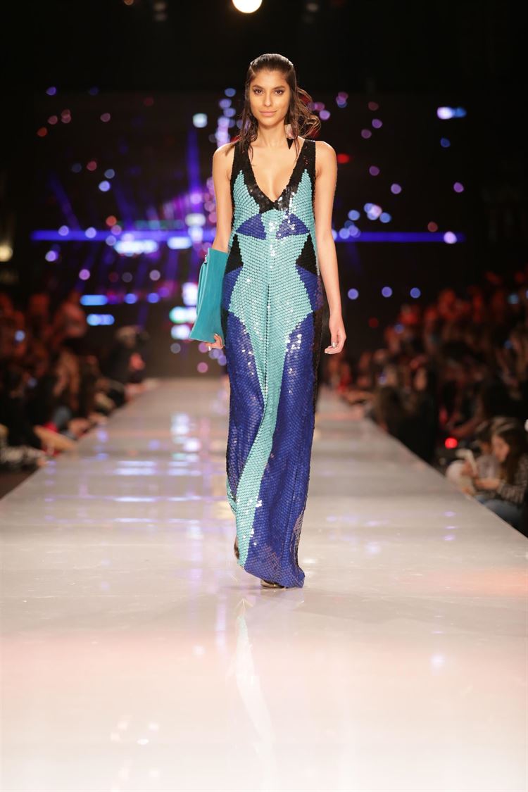 אל תמצמצו: גליה להב על המסלול של שבוע האופנה גינדי 22