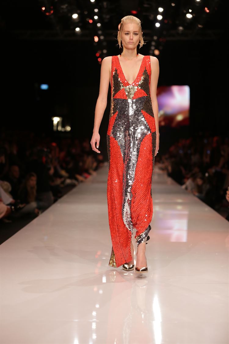 אל תמצמצו: גליה להב על המסלול של שבוע האופנה גינדי 27