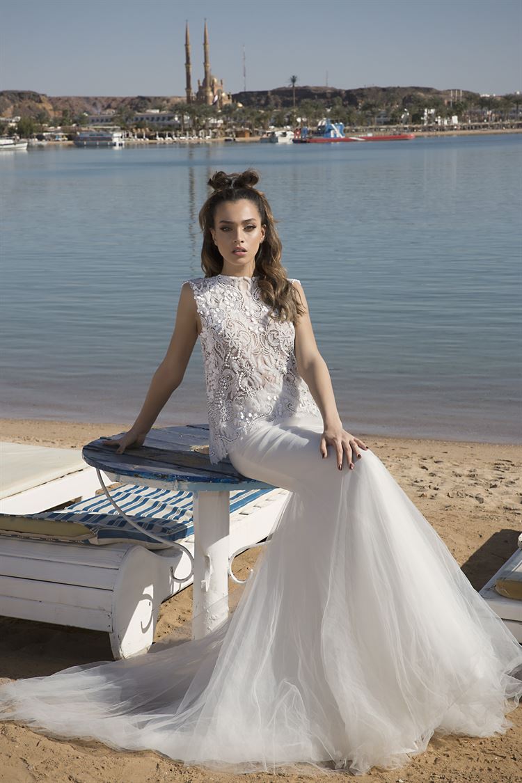 קרן מור יוסף מפזרת סטייל מול חופי סיני 5