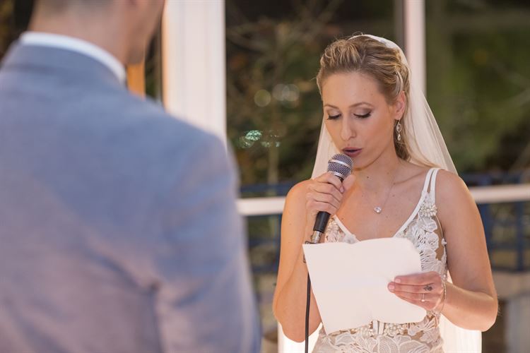 מהפך: צפו בחתונה שוברת שגרה 11