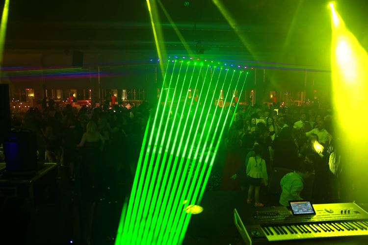 הצעת נישואים סוחפת בלב ים 17