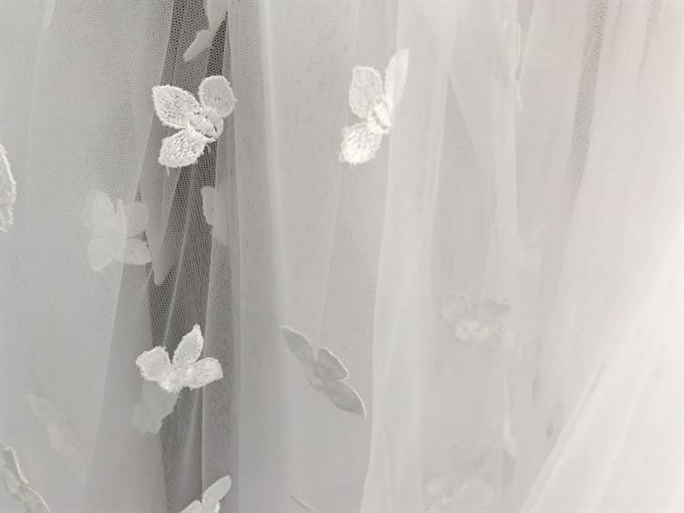 הצצה בלעדית לצילומי הקולקציה החדשה של אפרת קליג 13