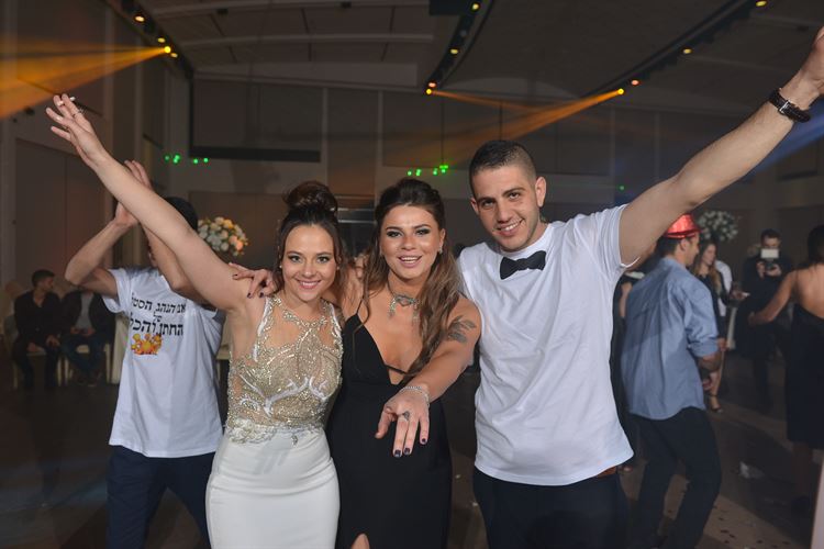 קבלו אותו: החתן המקורי של החודש 33