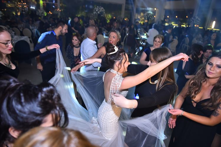 קבלו אותו: החתן המקורי של החודש 31